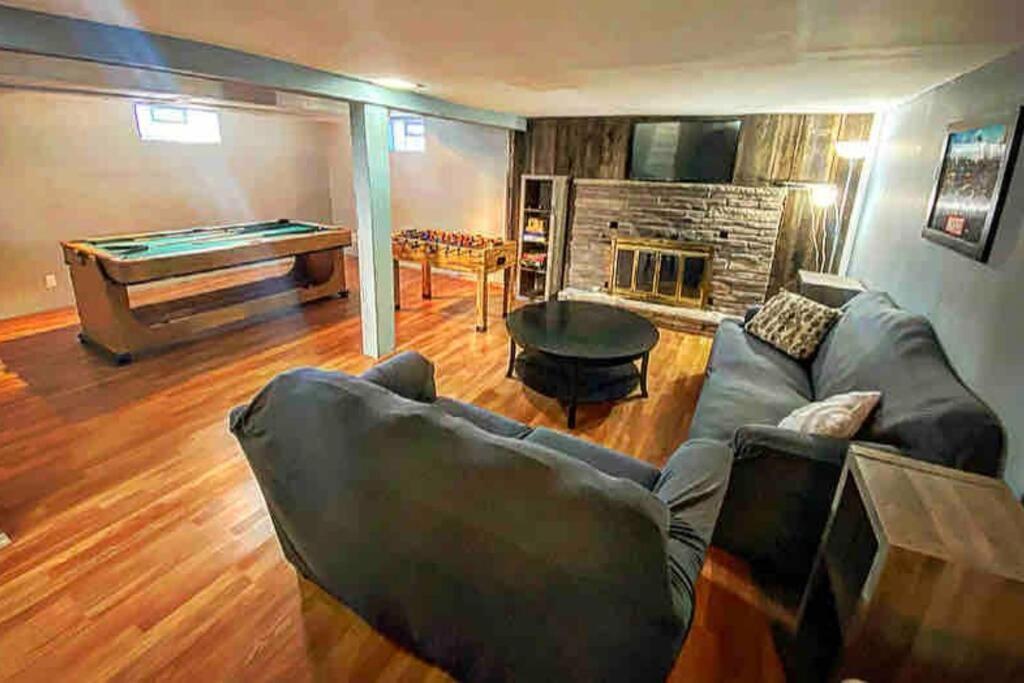 Adorable&Cozy Suburban Home Mins From Dwtn/Airport Rochester Bagian luar foto